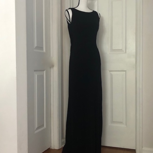 Andrea Polizzi Backless Black Evening Gown - Picture 4 of 12